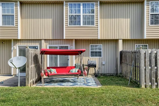 $190,000 | 10543 East 46th Terrace, Kansas City, MO 64133