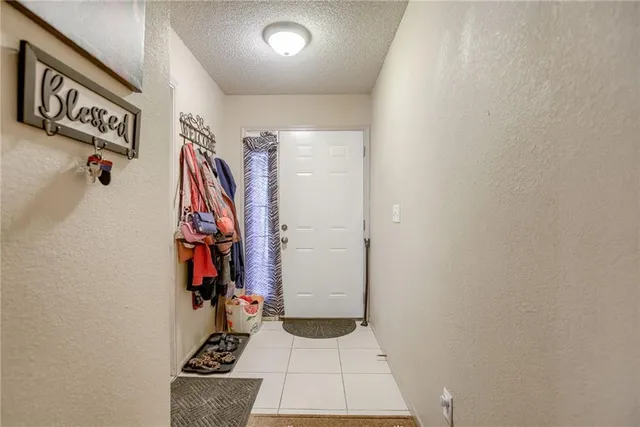 $190,000 | 10543 East 46th Terrace, Kansas City, MO 64133