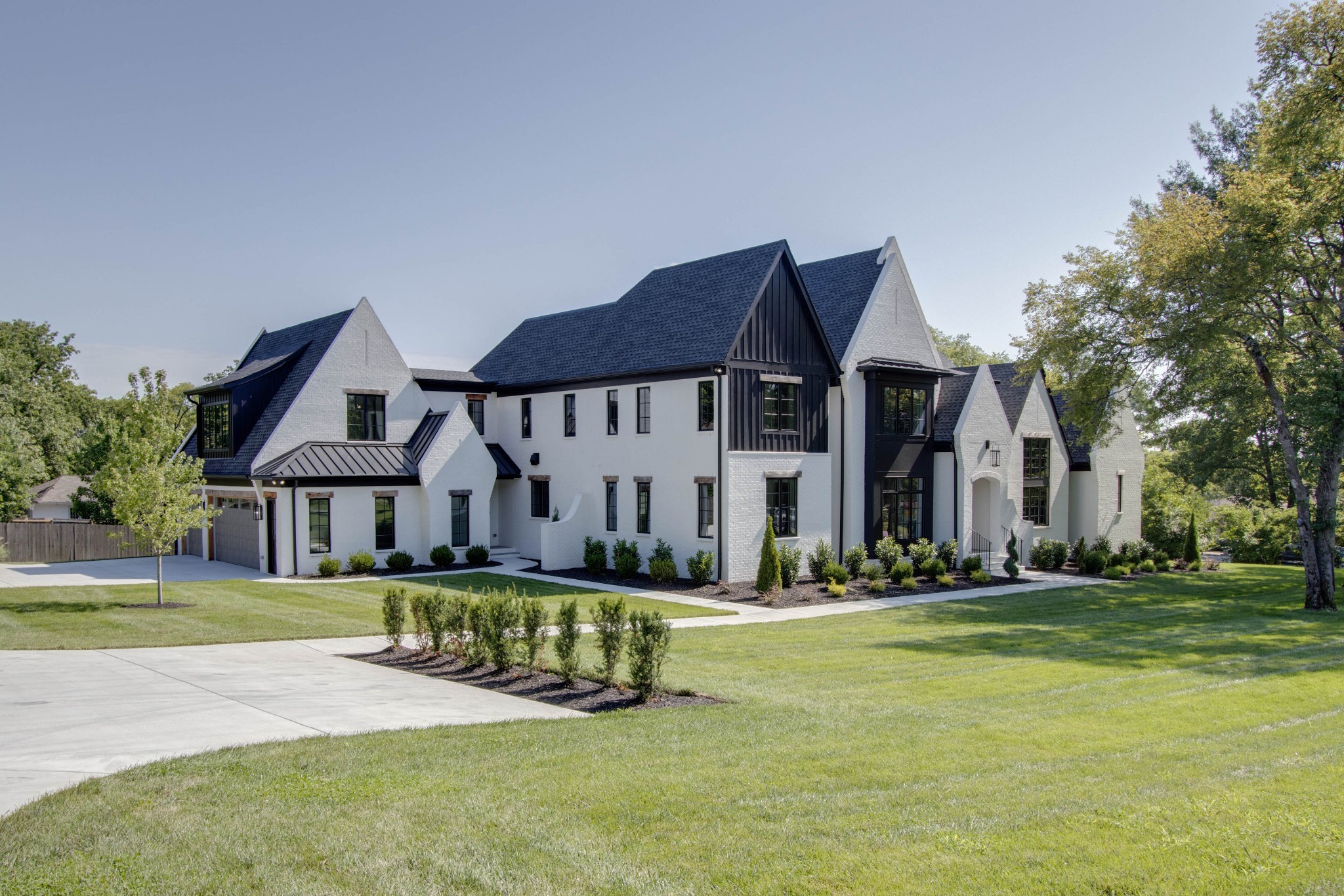 1300 Harding Place, Nashville, TN 37215 Compass