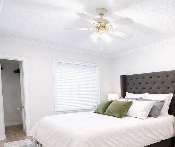 5550 Spring Valley Road, Unit E14 Dallas, TX 75202 - Photo 6 of 12