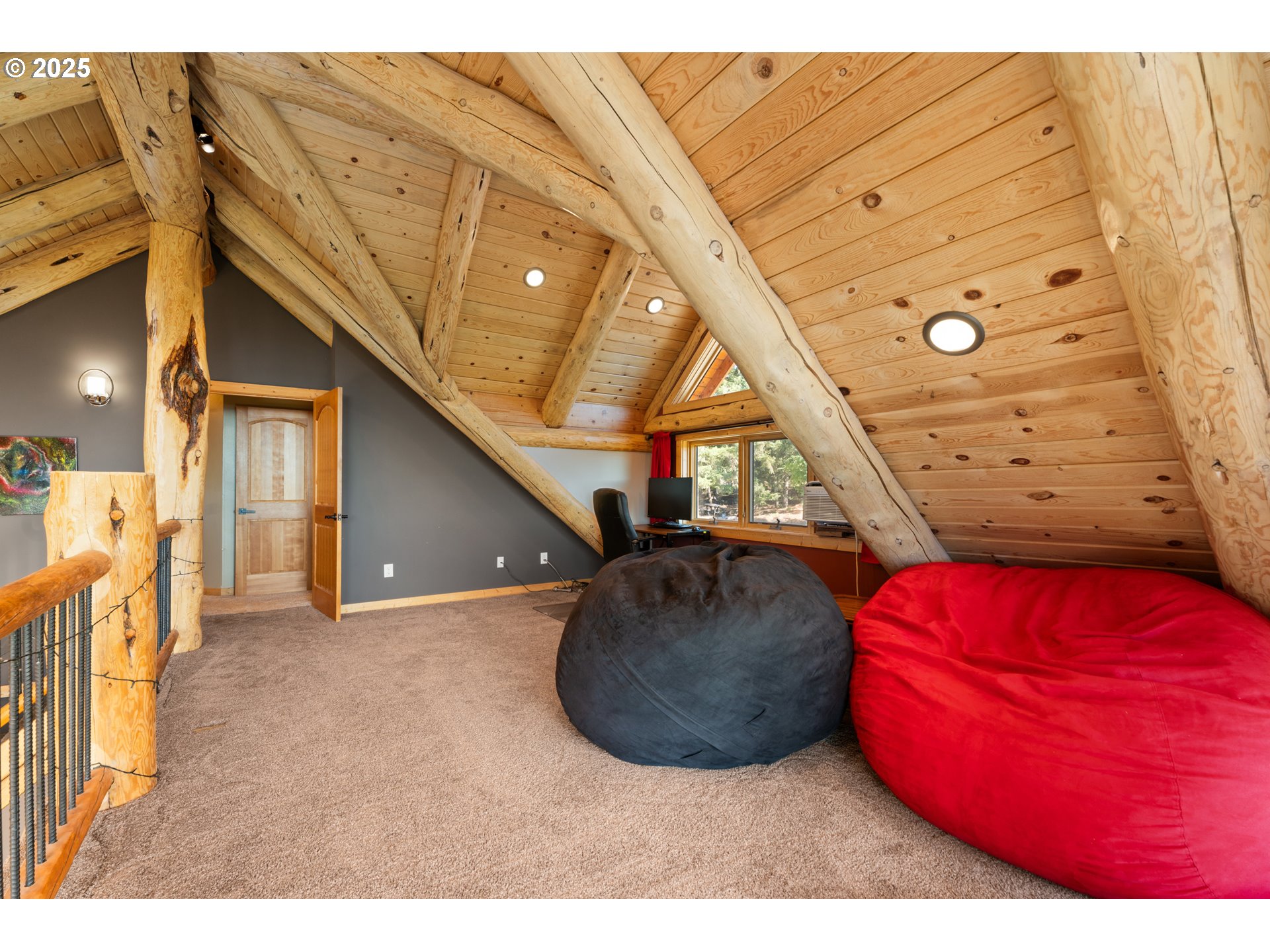 55778 Southwest Scoggins Valley Road Gaston, OR 97119 - Photo 11 of 48
