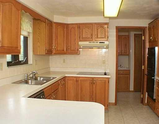 4128 Dickey Road Gibsonia, PA 15044 - Photo 4 of 8 Gallery Image 4