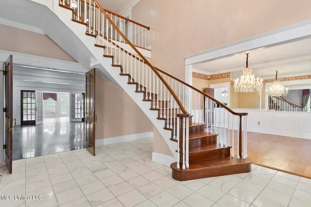 $1,025,000 | 8 12 Oaks Place, Madison, MS 39110