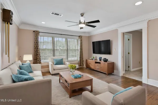$1,016,000 | 8 12 Oaks Place, Madison, MS 39110