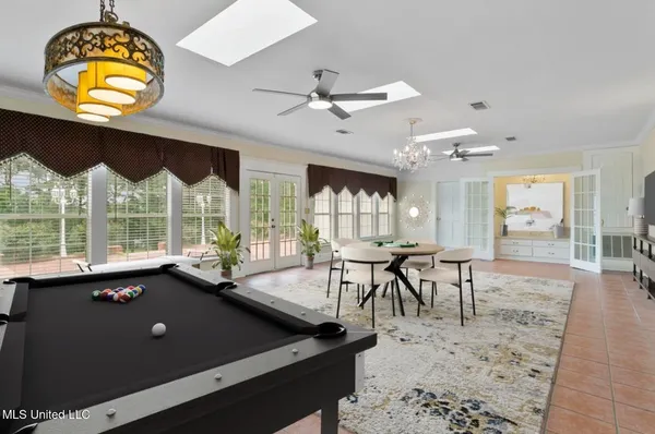 $1,016,000 | 8 12 Oaks Place, Madison, MS 39110