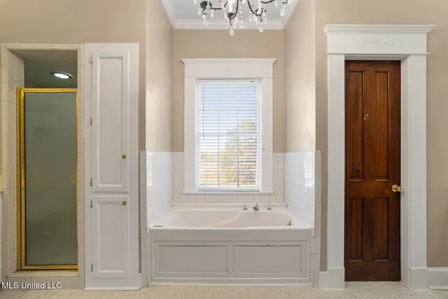 $1,025,000 | 8 12 Oaks Place, Madison, MS 39110