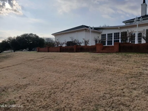 $1,016,000 | 8 12 Oaks Place, Madison, MS 39110