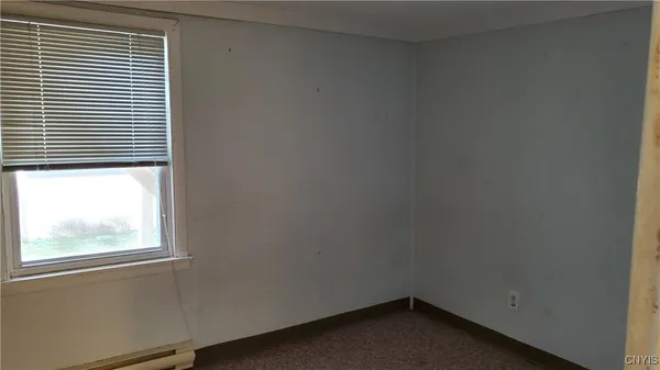 $1,200 | 132 West Seneca Street, Unit 2, Manlius, NY 13104