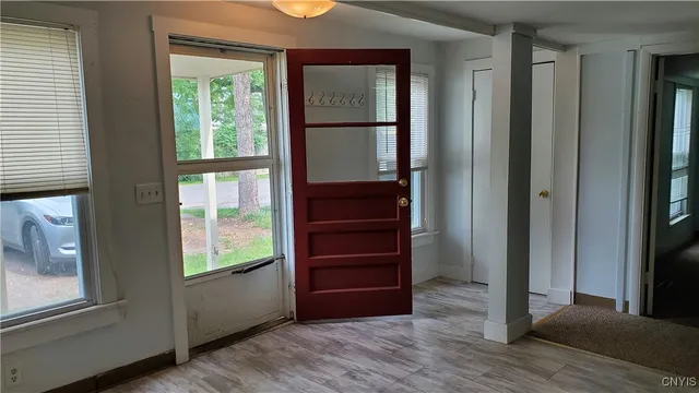 $1,200 | 132 West Seneca Street, Unit 2, Manlius, NY 13104