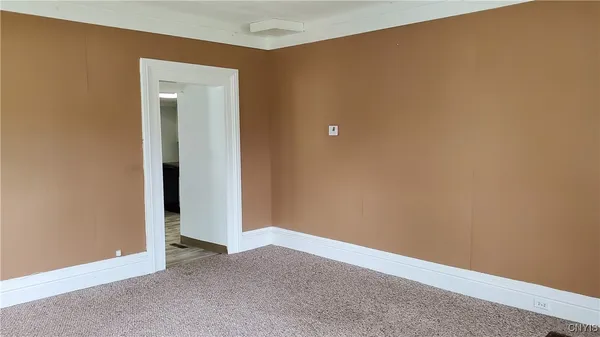 $1,200 | 132 West Seneca Street, Unit 2, Manlius, NY 13104