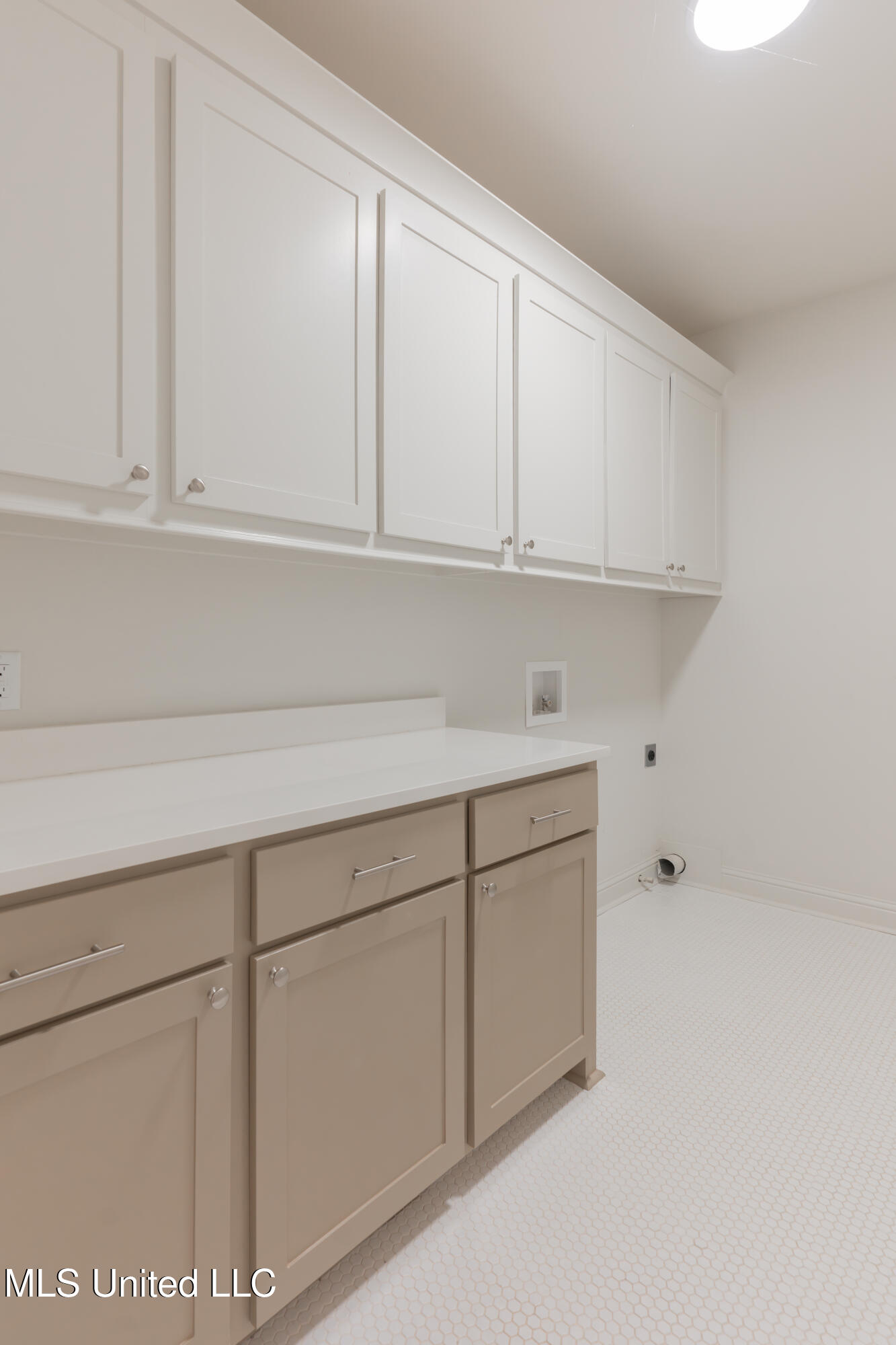 118 Trace Pointe Place Clinton, MS 39056 - Photo 31 of 74 31-LaundryRoom(1)