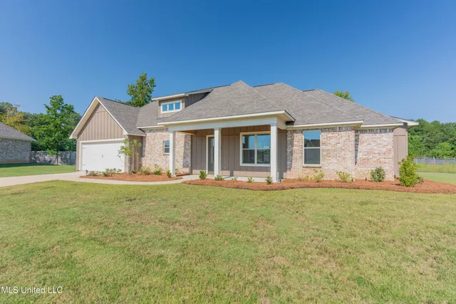 $389,900 | 118 Trace Pointe Place, Clinton, MS 39056