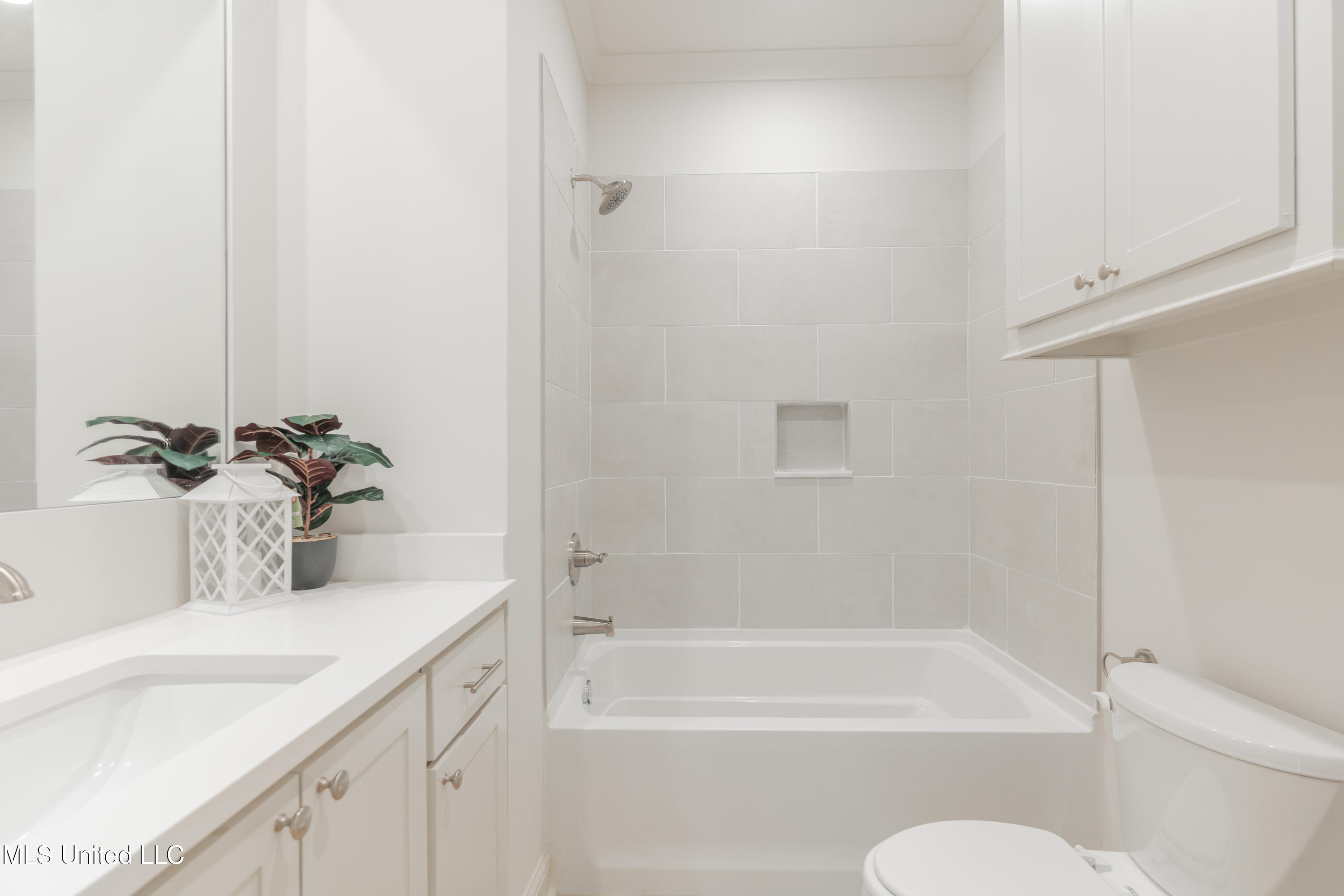 118 Trace Pointe Place Clinton, MS 39056 - Photo 50 of 74 50-HallBathroom(1)