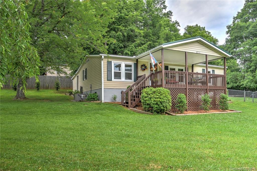 424 Reeves Cove Road Candler, NC 28715 - Photo 1 of 24 Gallery Image 1