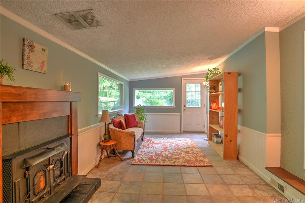 424 Reeves Cove Road Candler, NC 28715 - Photo 12 of 24 Gallery Image 12