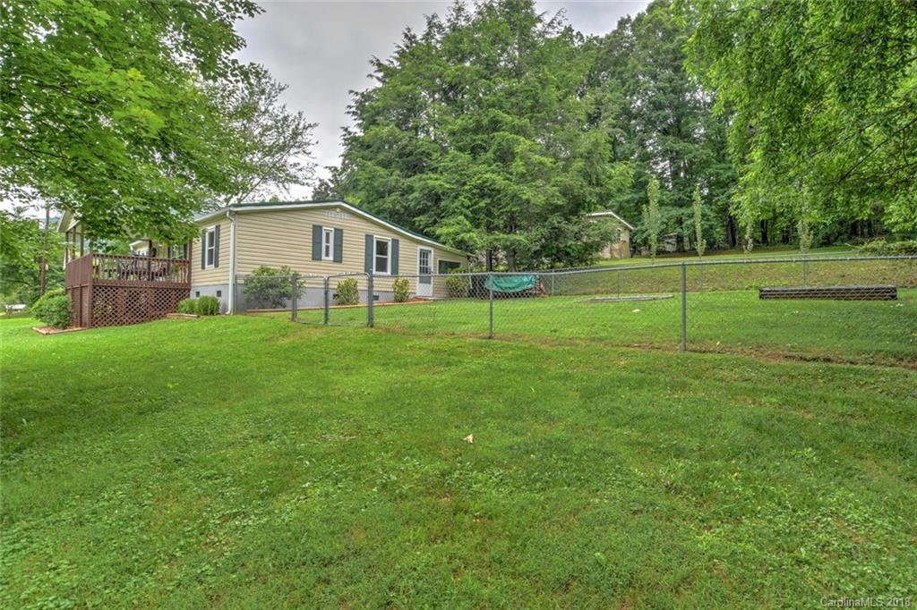 424 Reeves Cove Road Candler, NC 28715 - Photo 20 of 24 Gallery Image 20