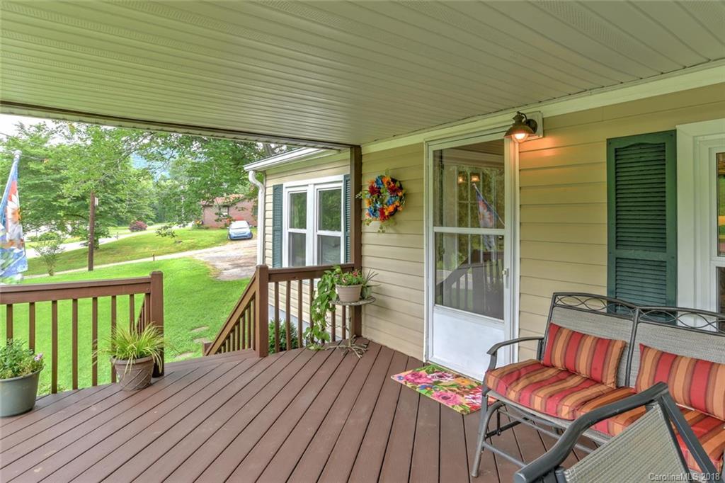 424 Reeves Cove Road Candler, NC 28715 - Photo 4 of 24 Gallery Image 4