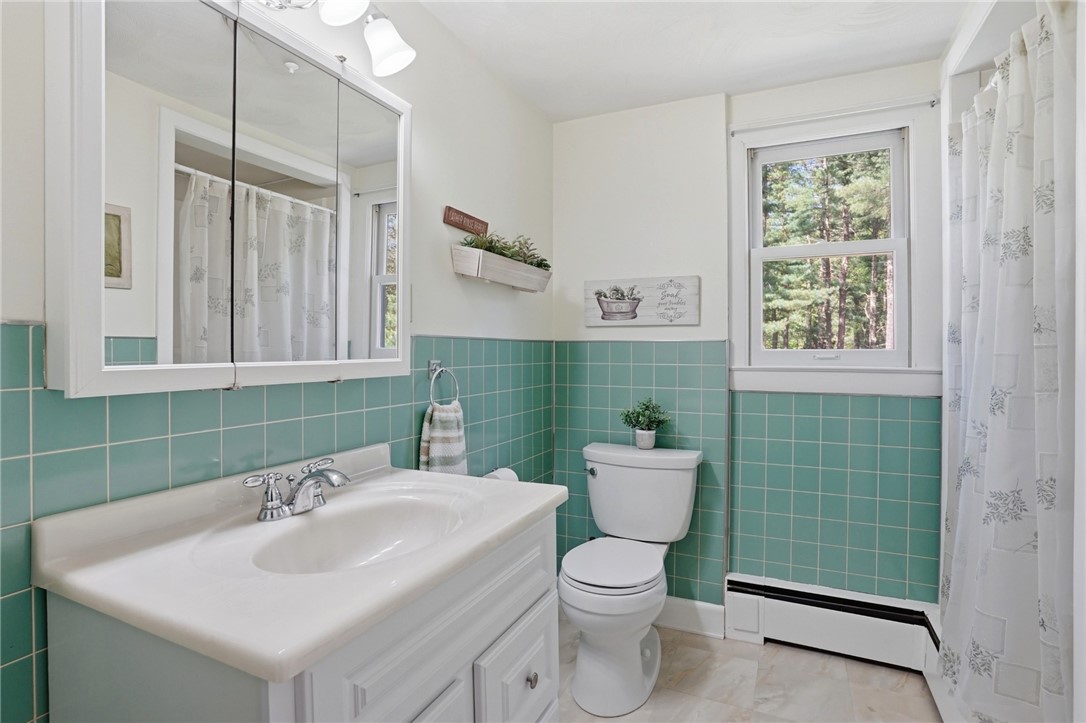 712 E Road Scituate, RI 02857 - Photo 36 of 50