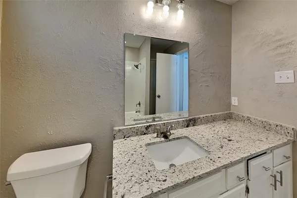 $2,400 | 6824 Century Circle, Plano, TX 75023