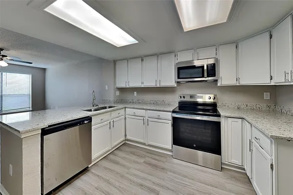 $2,400 | 6824 Century Circle, Plano, TX 75023