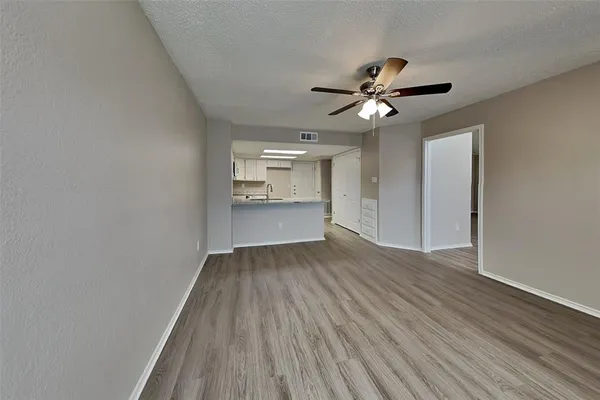 $2,400 | 6824 Century Circle, Plano, TX 75023