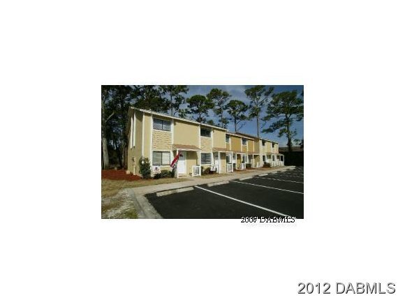 480 Reed Canal Road, Unit 40 South Daytona, FL 32119 - Photo 1 of 1 Primary Photo
