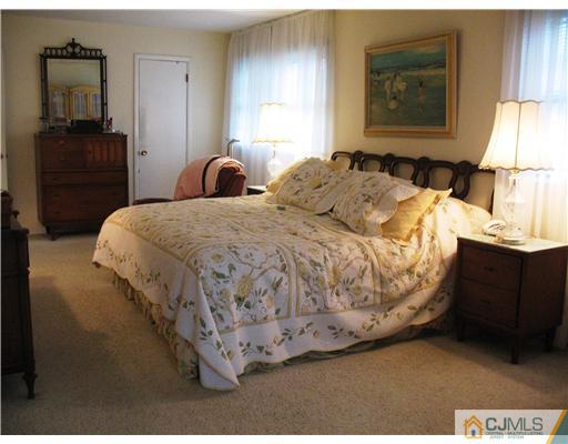 3 Mccue Road Morganville, NJ 07751 - Photo 17 of 23 Gallery Image 17