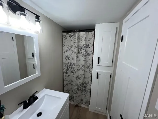 $191,500 | 2704 Greenwood Lane, Godfrey, IL 62035