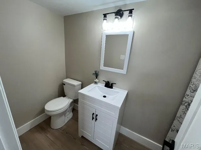 $191,500 | 2704 Greenwood Lane, Godfrey, IL 62035