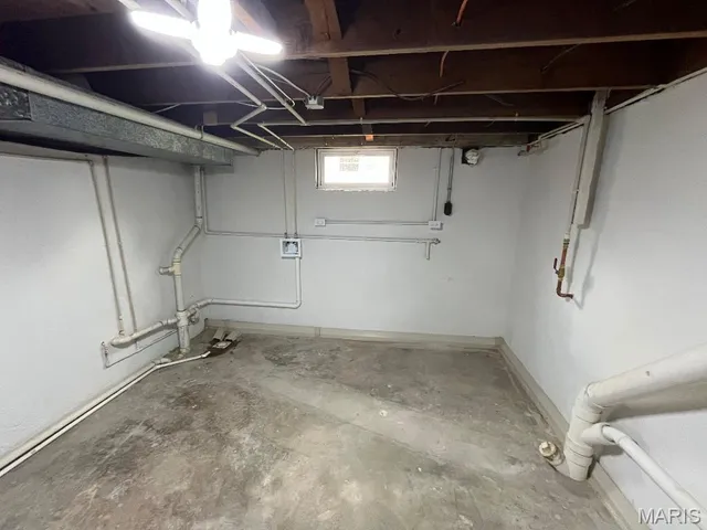 $191,500 | 2704 Greenwood Lane, Godfrey, IL 62035