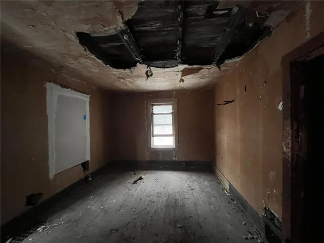 $35,000 | 832 Oak Avenue, Rochester, PA 15074