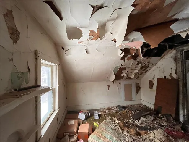 $35,000 | 832 Oak Avenue, Rochester, PA 15074