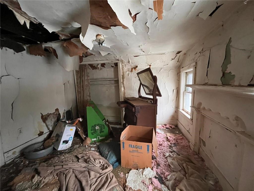 832 Oak Avenue Rochester, PA 15074 - Photo 19 of 50 a storage room with furniture