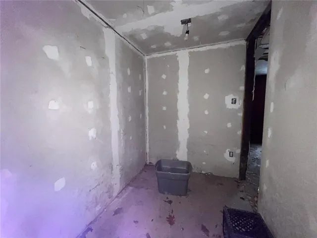 $35,000 | 832 Oak Avenue, Rochester, PA 15074