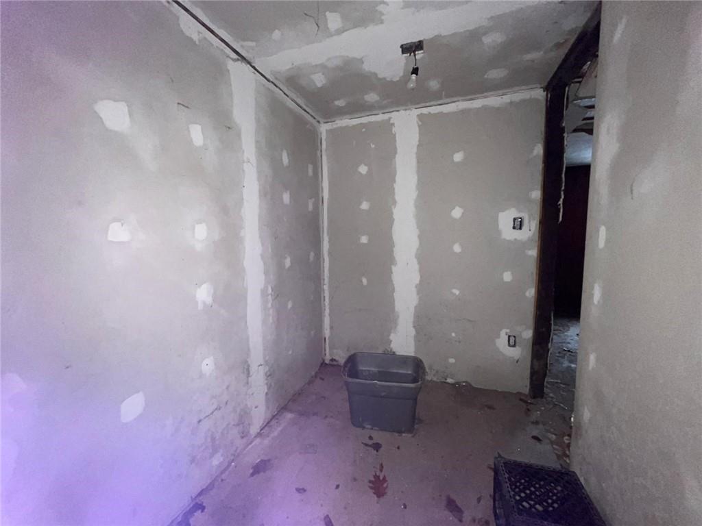 832 Oak Avenue Rochester, PA 15074 - Photo 28 of 50 a bathroom with a shower