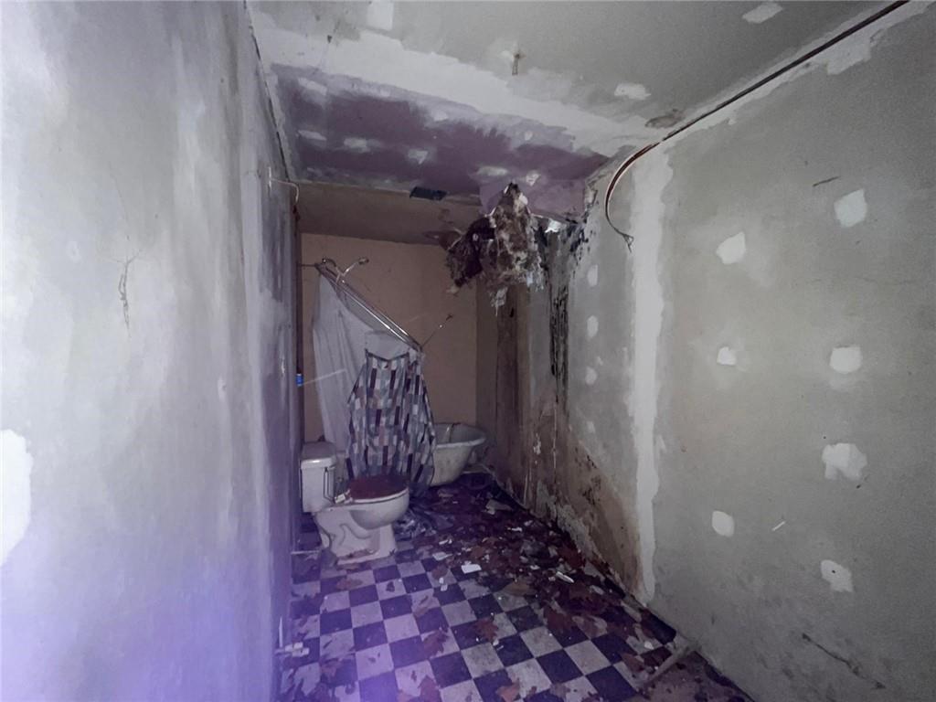 832 Oak Avenue Rochester, PA 15074 - Photo 30 of 50 a view of a hallway