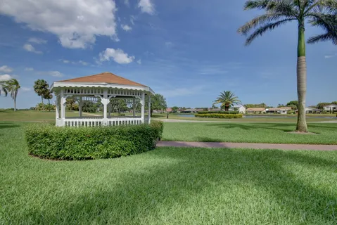 $275,000 | 11135 Green Lake Drive, Unit 102, Boynton Beach, FL 33437