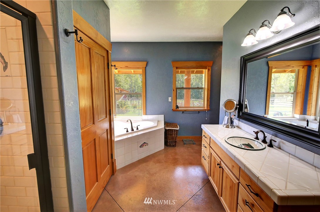 517 Twisp River Road Twisp, WA 98856 - Photo 13 of 25 Gallery Image 13