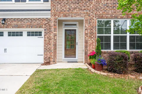 $595,000 | 942 River Bark Place, Cary, NC 27519
