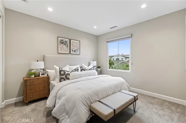 $2,038,000 | 68 Quentin, Irvine, CA 92620