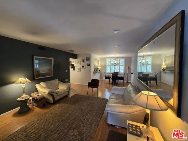 $610,000 | 14315 Riverside Drive, Unit 105, Sherman Oaks, CA 91423