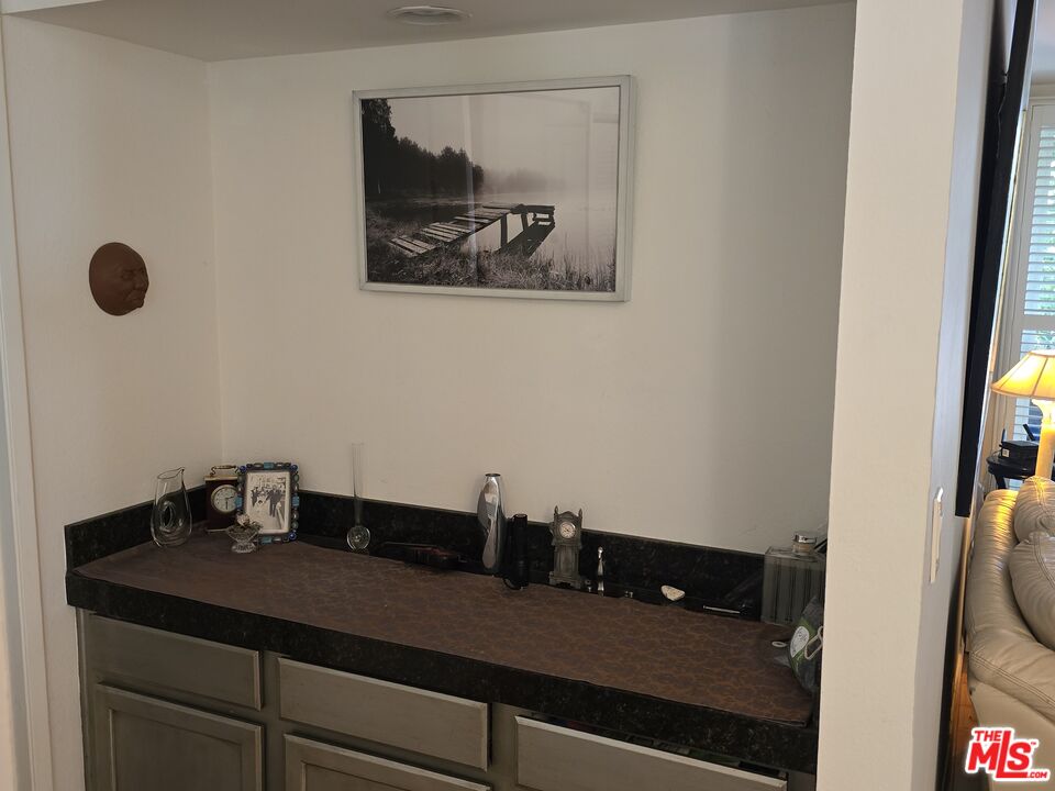 14315 Riverside Drive, Unit 105 Sherman Oaks, CA 91423 - Photo 27 of 48