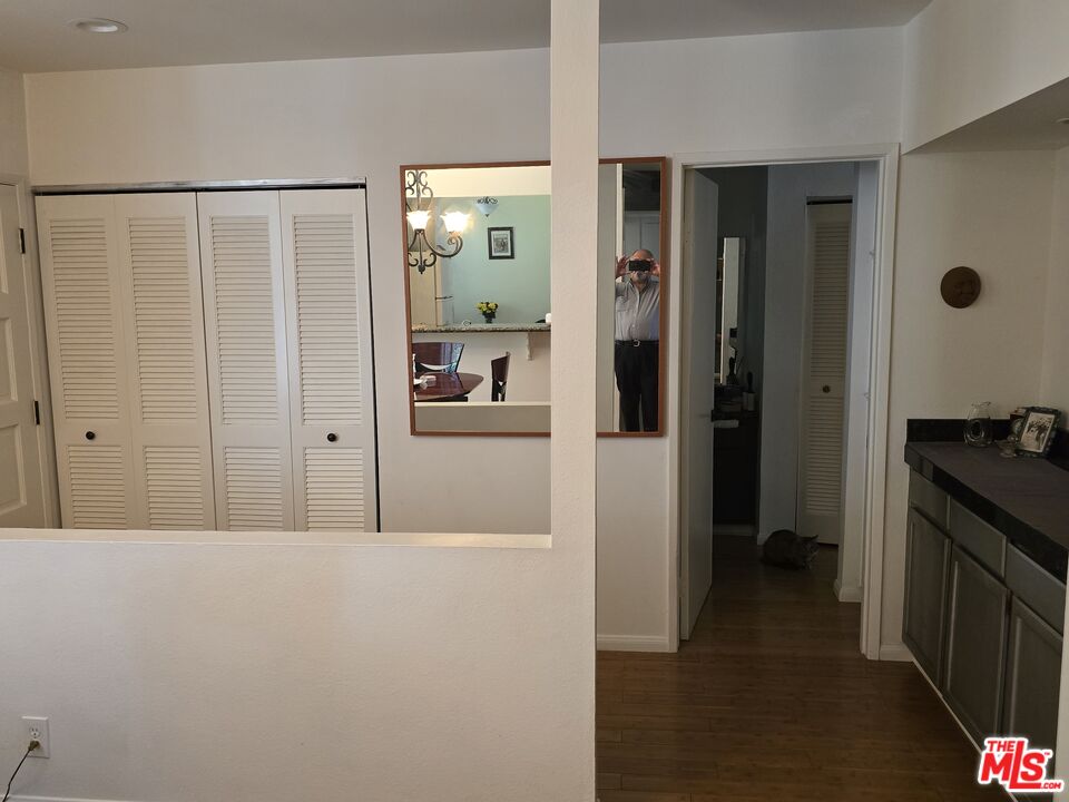 14315 Riverside Drive, Unit 105 Sherman Oaks, CA 91423 - Photo 28 of 48