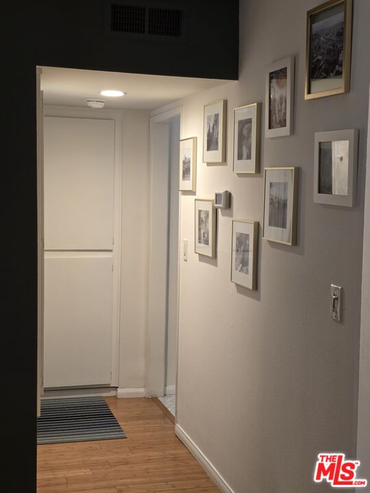14315 Riverside Drive, Unit 105 Sherman Oaks, CA 91423 - Photo 30 of 48