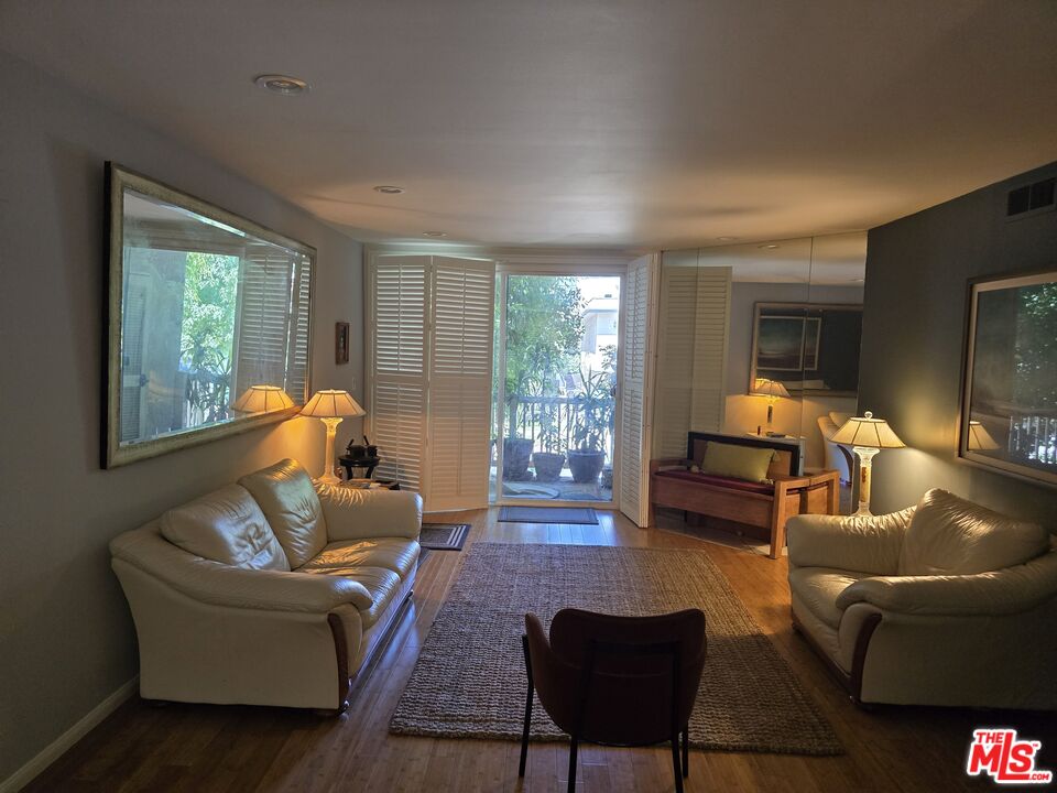 14315 Riverside Drive, Unit 105 Sherman Oaks, CA 91423 - Photo 43 of 48