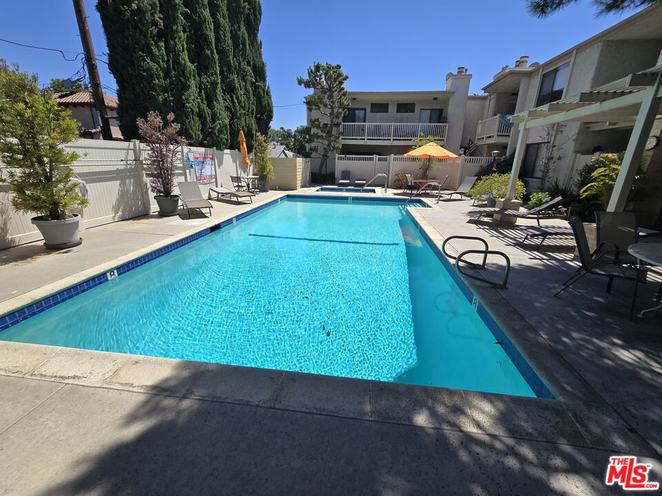 14315 Riverside Drive, Unit 105 Sherman Oaks, CA 91423 - Photo 45 of 48
