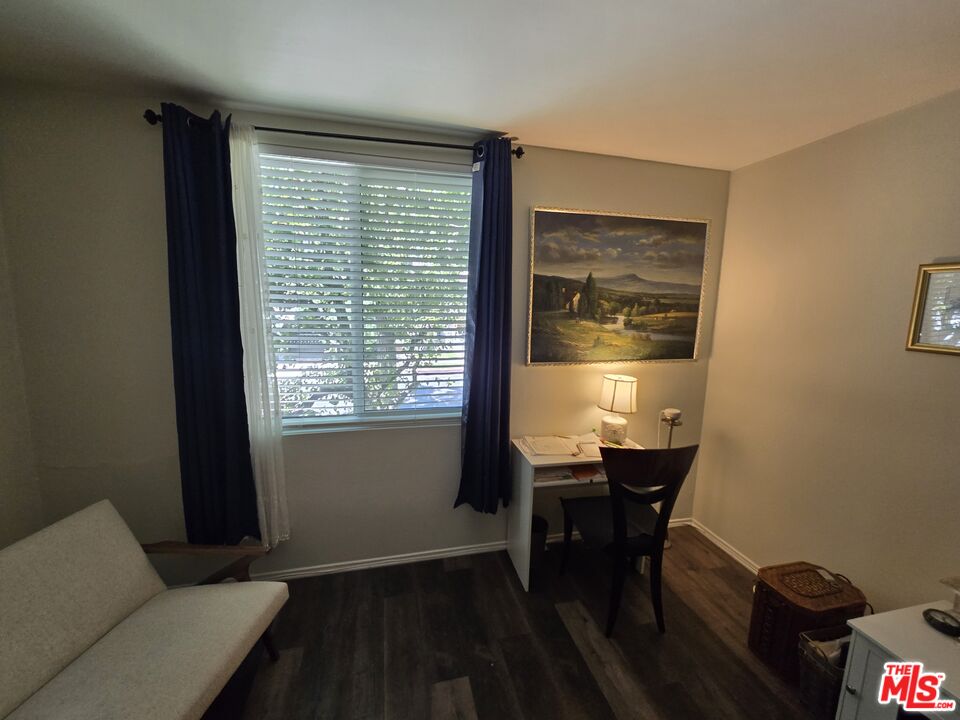 14315 Riverside Drive, Unit 105 Sherman Oaks, CA 91423 - Photo 9 of 48