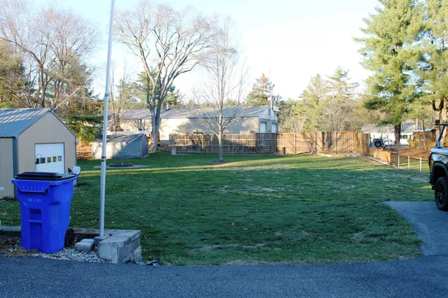 $1,900 | 57 South Mast Street, Unit 2, Goffstown, NH 03045