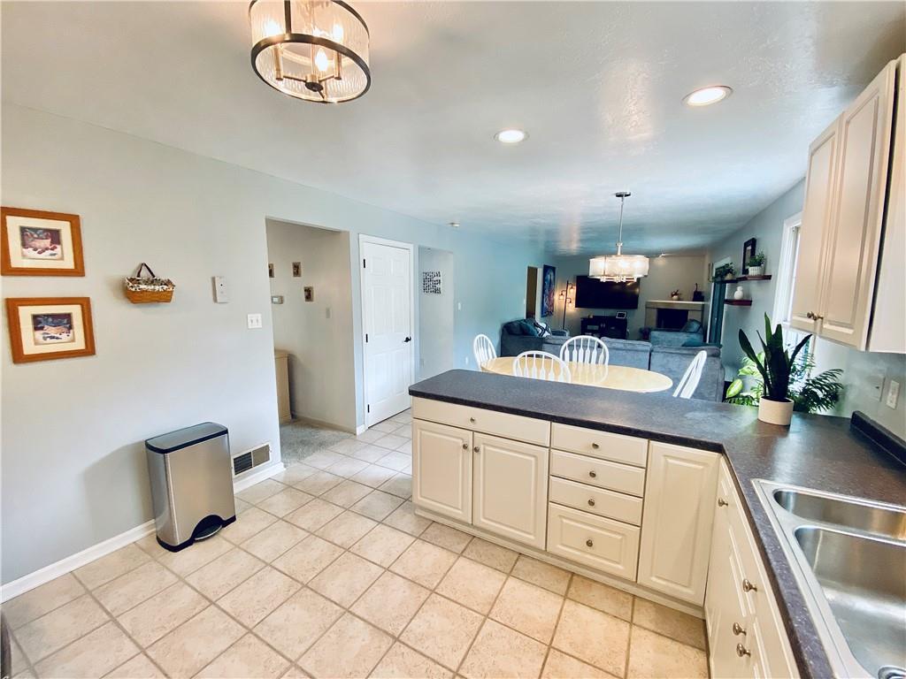 1520 Cathell Road Pittsburgh, PA 15236 - Photo 8 of 35 Gallery Image 8
