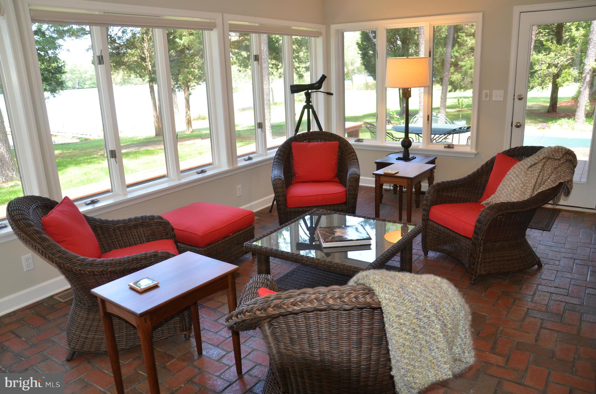 7250 Cooper Point Road Bozman, MD 21612 - Photo 7 of 30 Interior (General)